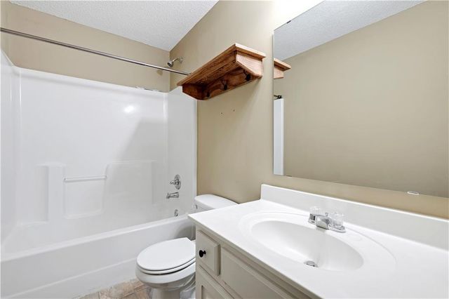 23545 W 126TH Terrace, Olathe, KS 66061