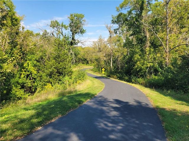 23545 W 126TH Terrace, Olathe, KS 66061