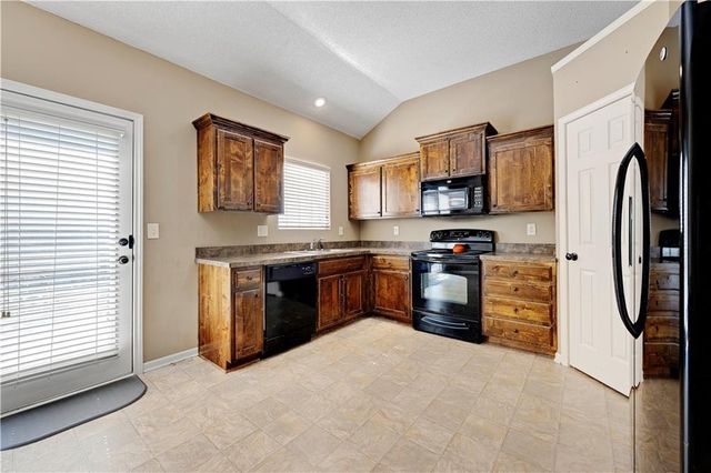 23545 W 126TH Terrace, Olathe, KS 66061