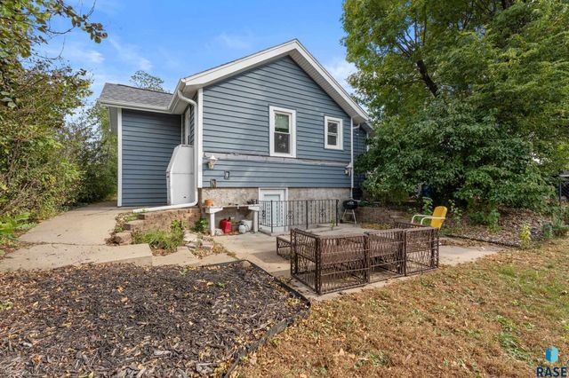 717 S Grange Ave Avenue, Sioux Falls, SD 57104