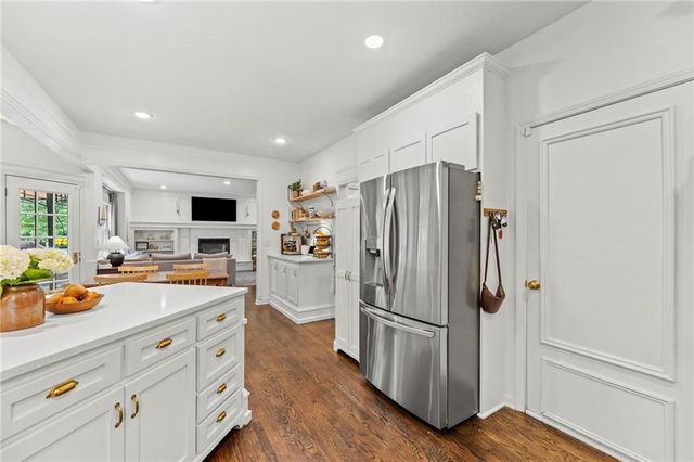 14001 W 114th Terrace, Olathe, KS 66215