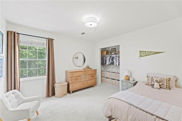 14001 W 114th Terrace, Olathe, KS 66215