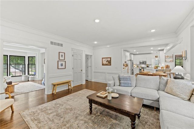 14001 W 114th Terrace, Olathe, KS 66215