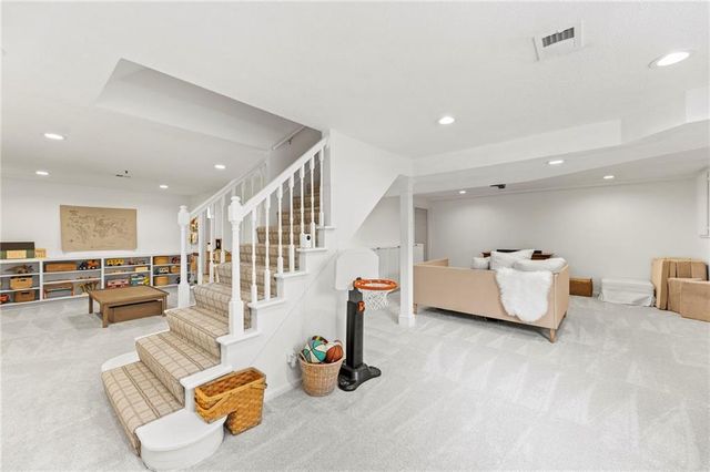 14001 W 114th Terrace, Olathe, KS 66215