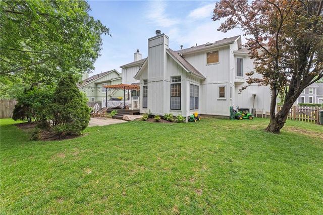 14001 W 114th Terrace, Olathe, KS 66215
