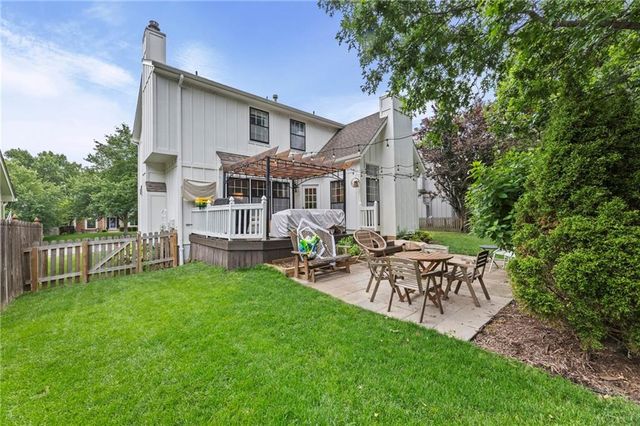 14001 W 114th Terrace, Olathe, KS 66215