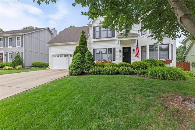 14001 W 114th Terrace, Olathe, KS 66215