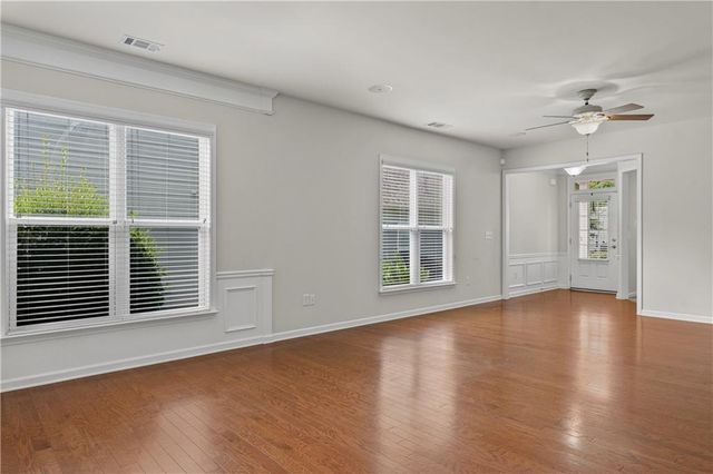 329 Sandy Springs Drive, Griffin, GA 30223