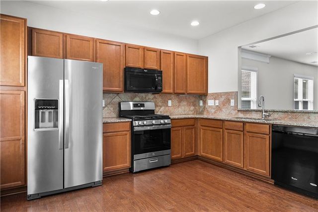 329 Sandy Springs Drive, Griffin, GA 30223