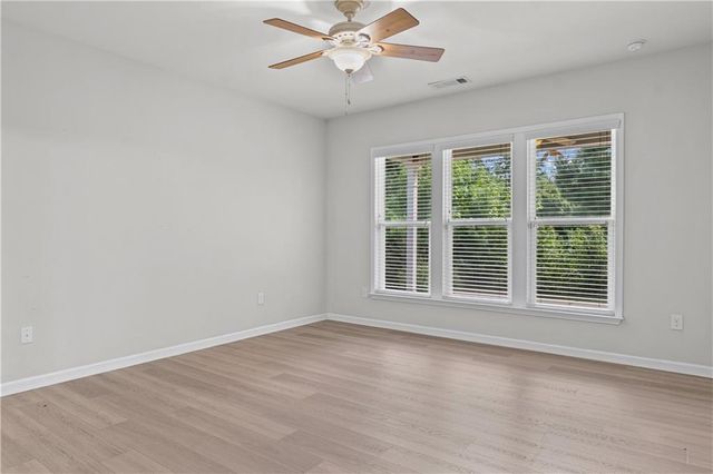 329 Sandy Springs Drive, Griffin, GA 30223