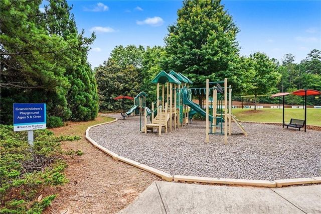 329 Sandy Springs Drive, Griffin, GA 30223