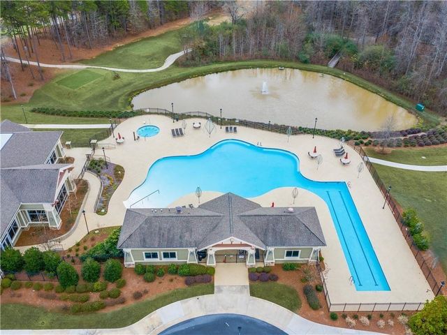 329 Sandy Springs Drive, Griffin, GA 30223