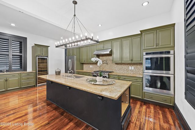 1127 S 2nd St, Louisville, KY 40203