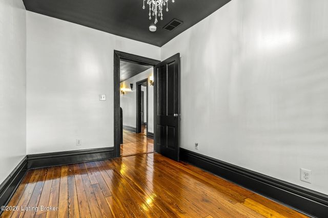 1127 S 2nd St, Louisville, KY 40203