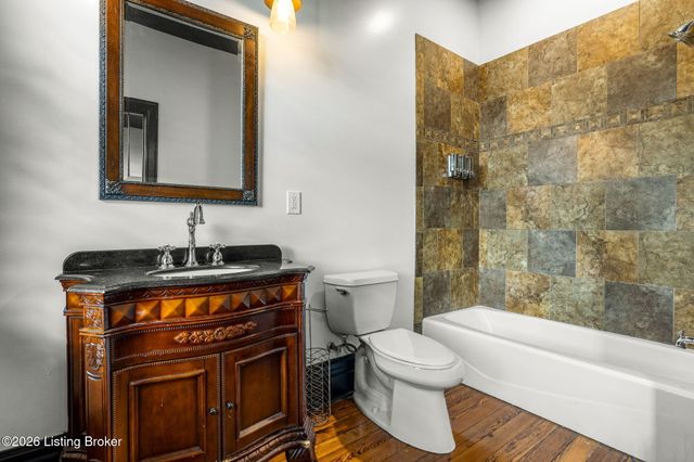 1127 S 2nd St, Louisville, KY 40203