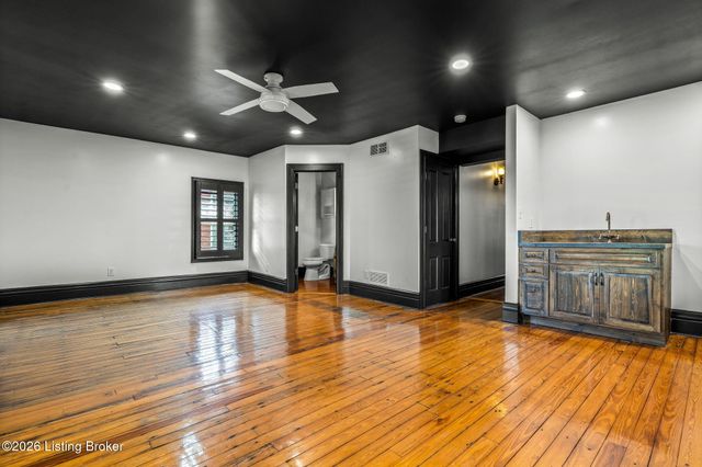 1127 S 2nd St, Louisville, KY 40203