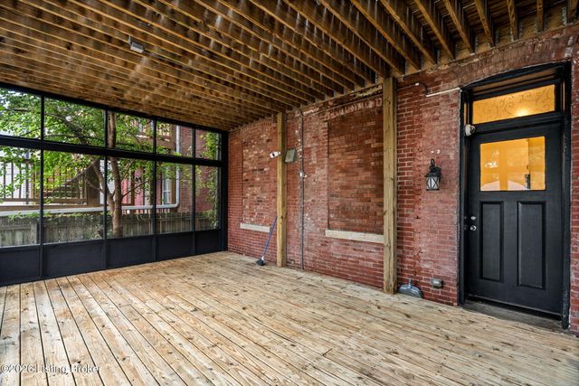 1127 S 2nd St, Louisville, KY 40203