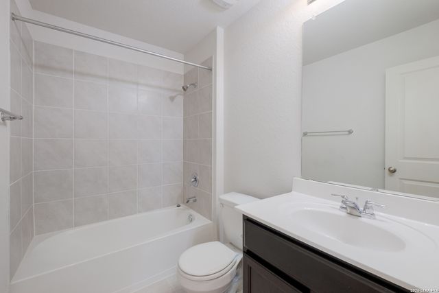 2926 Wentwood, San Antonio, TX 78245