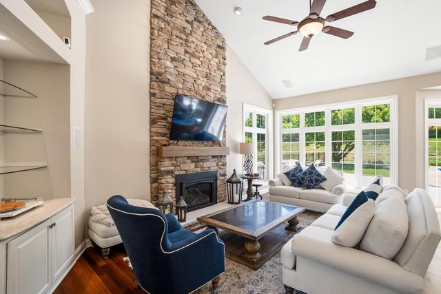 1801 E Juniper WAY, Hartland, WI 53029