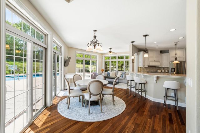 1801 E Juniper WAY, Hartland, WI 53029