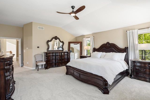 1801 E Juniper WAY, Hartland, WI 53029
