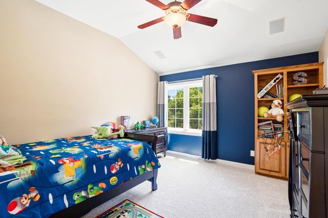 1801 E Juniper WAY, Hartland, WI 53029