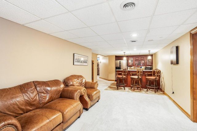 1801 E Juniper WAY, Hartland, WI 53029