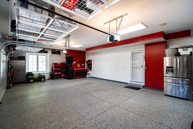 1801 E Juniper WAY, Hartland, WI 53029