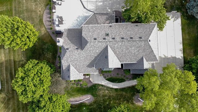 1801 E Juniper WAY, Hartland, WI 53029