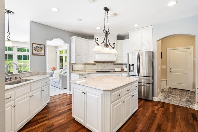 1801 E Juniper WAY, Hartland, WI 53029