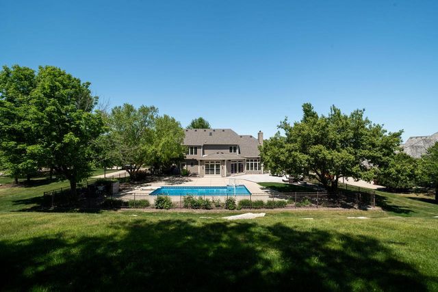 1801 E Juniper WAY, Hartland, WI 53029