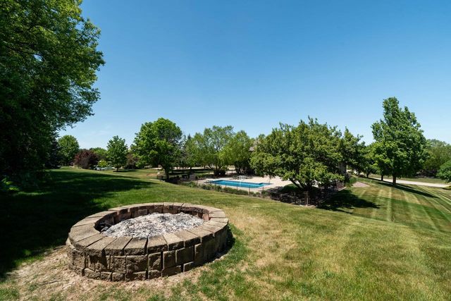 1801 E Juniper WAY, Hartland, WI 53029