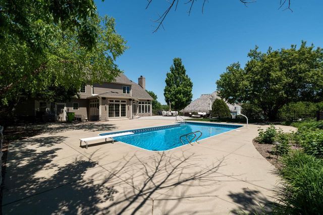 1801 E Juniper WAY, Hartland, WI 53029