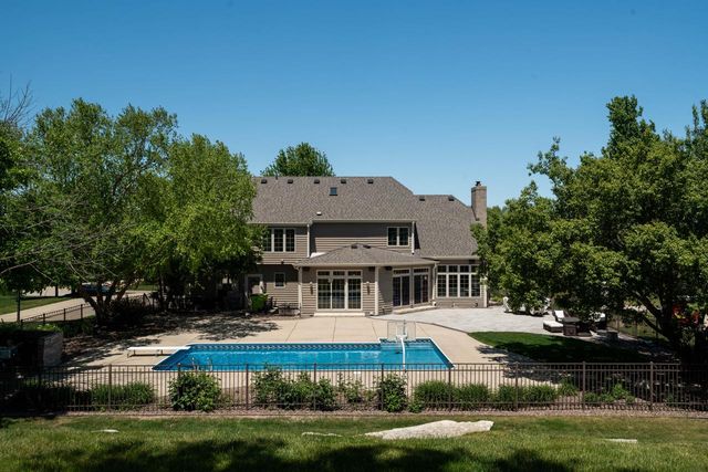 1801 E Juniper WAY, Hartland, WI 53029