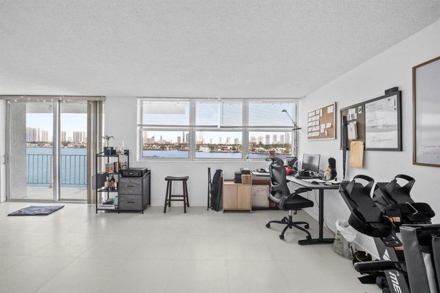 16558 NE 26th Avenue 6c, North Miami Beach, FL 33160