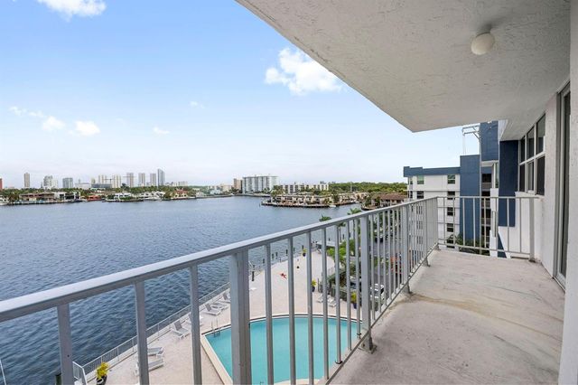 16558 NE 26th Avenue 6c, North Miami Beach, FL 33160