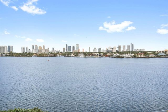 16558 NE 26th Avenue 6c, North Miami Beach, FL 33160
