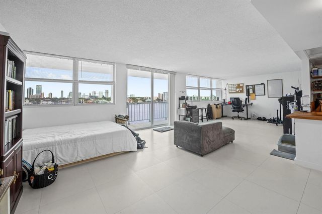 16558 NE 26th Avenue 6c, North Miami Beach, FL 33160