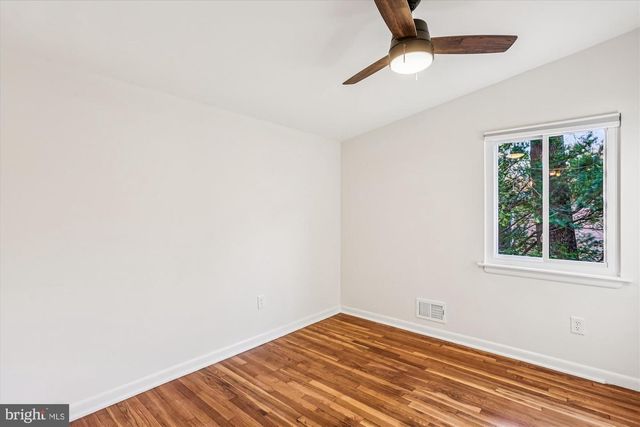 420 LAMBERTON DR, Silver Spring, MD 20902