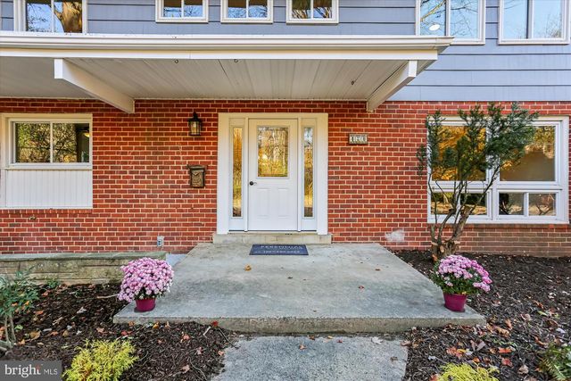 420 LAMBERTON DR, Silver Spring, MD 20902