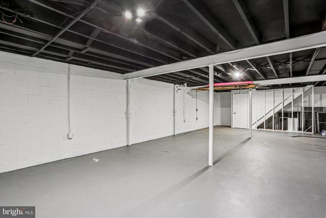 420 LAMBERTON DR, Silver Spring, MD 20902