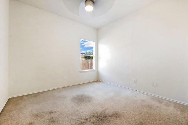 112 Flinn ST, Hutto, TX 78634