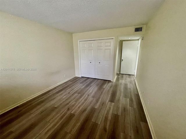 491 Racquet Club Road 303, Weston, FL 33326