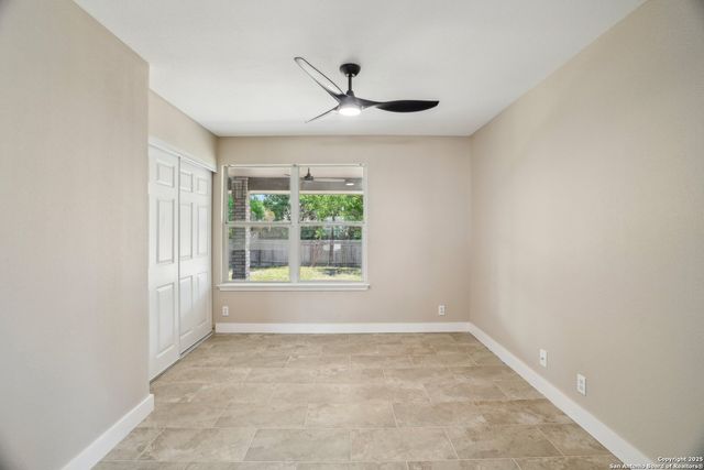 7230 SUNRISE LK, San Antonio, TX 78244