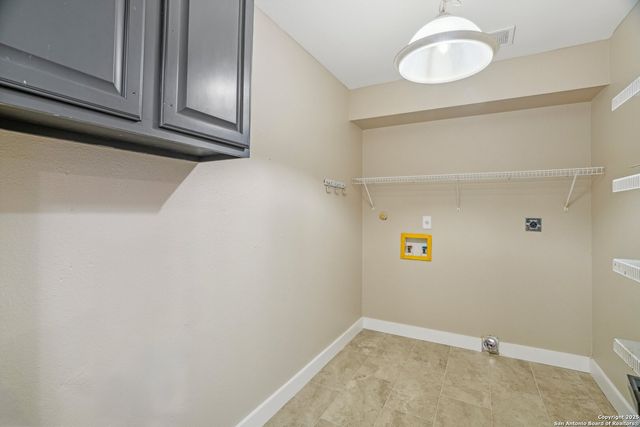 7230 SUNRISE LK, San Antonio, TX 78244