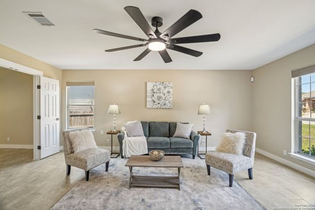 7230 SUNRISE LK, San Antonio, TX 78244
