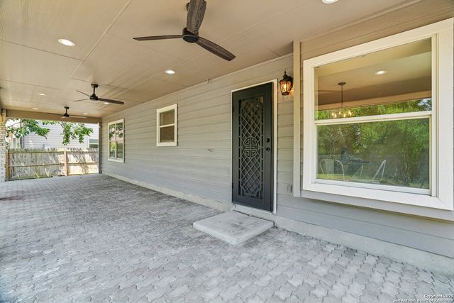 7230 SUNRISE LK, San Antonio, TX 78244