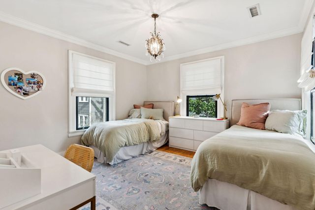 22 Limehouse Street, Charleston, SC 29401