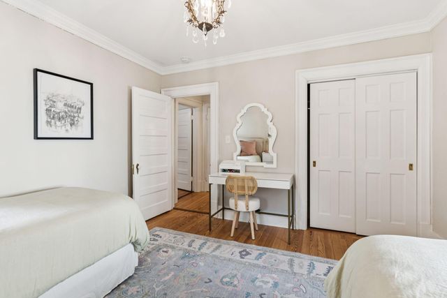 22 Limehouse Street, Charleston, SC 29401