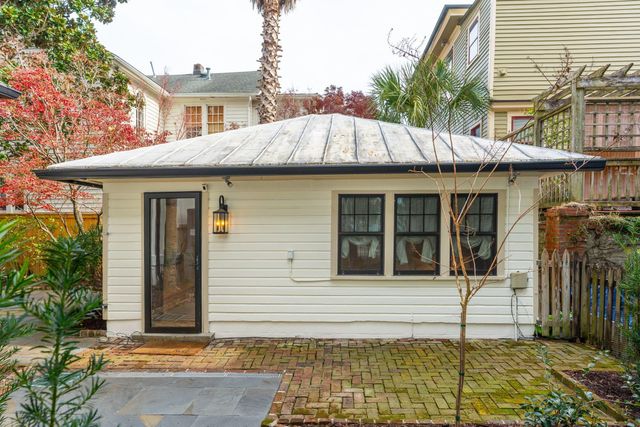 22 Limehouse Street, Charleston, SC 29401